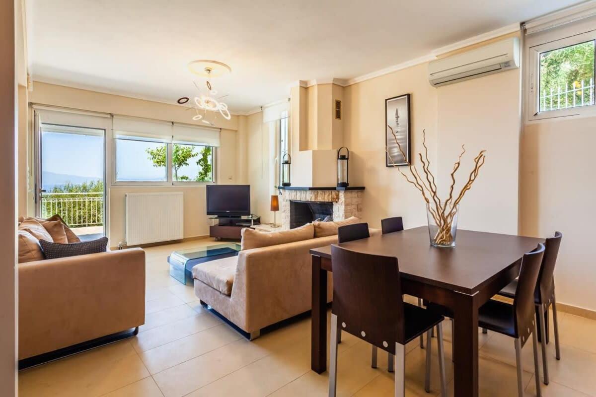 Вилла Aigli Fully Equipped Getaway - Seaview Lux Retreat Каламата Экстерьер фото
